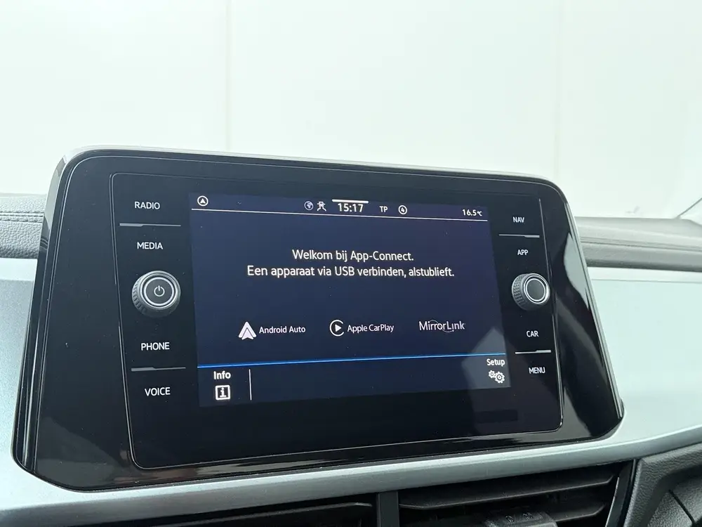 Volkswagen T-Roc 1.5 TSI Life | 150 PK | Trekhaak | Adaptive uit 2022, foto 16