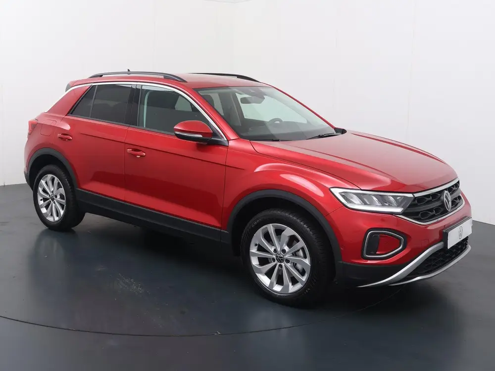 Volkswagen T-Roc 1.5 TSI Life | 150 PK | Trekhaak | Adaptive uit 2022, foto 3