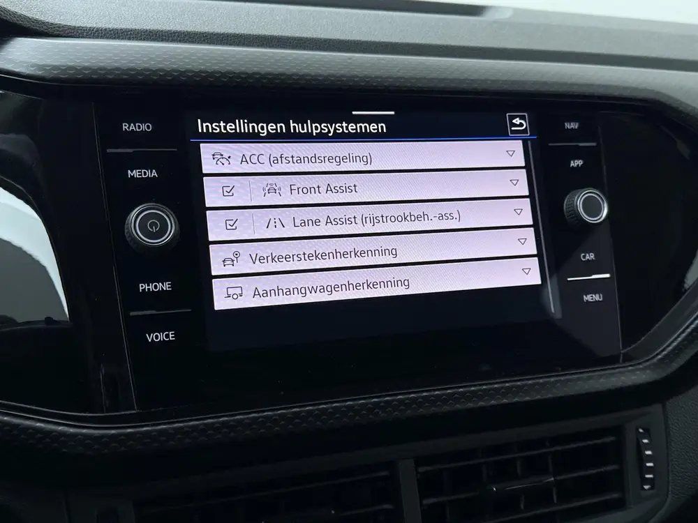 Volkswagen T-Cross 1.0 TSI Life | 110 PK | Trekhaak | Adapti uit 2022, foto 16