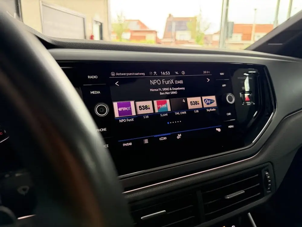 Volkswagen Polo 1.0 TSI R-Line DSG PANO IQ VIRTUAL uit 2022, foto 14