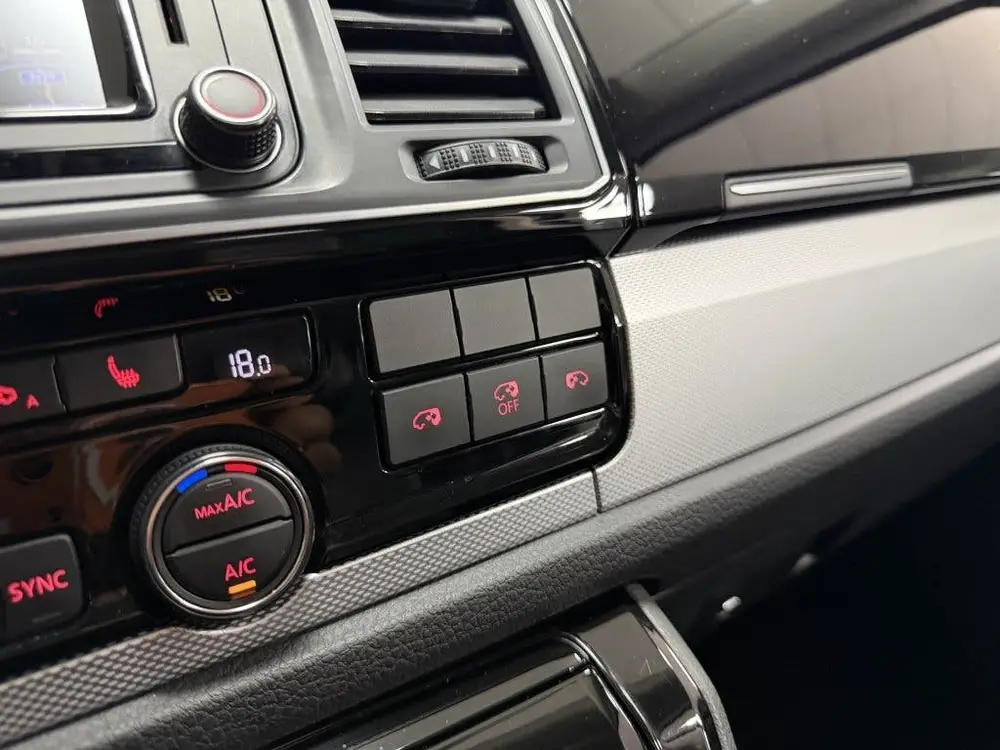 Volkswagen Transporter 2.0 TDI T6 Caravelle Highline lang Ds uit 2019, foto 13