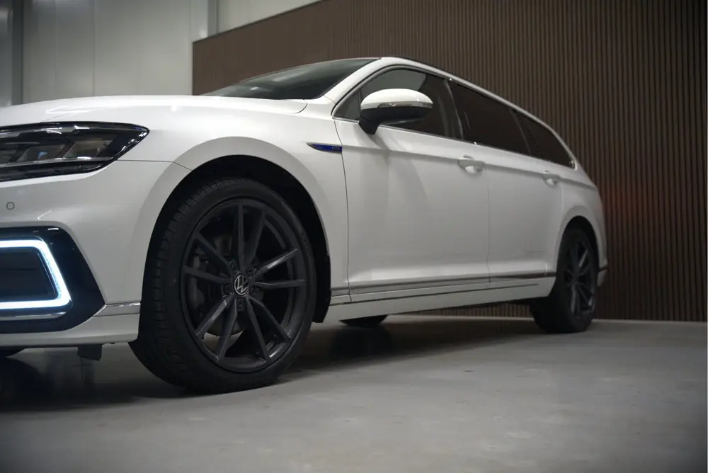 Volkswagen Passat Variant 1.4 TSI PHEV GTE Business | Stoelv uit 2021, foto 17