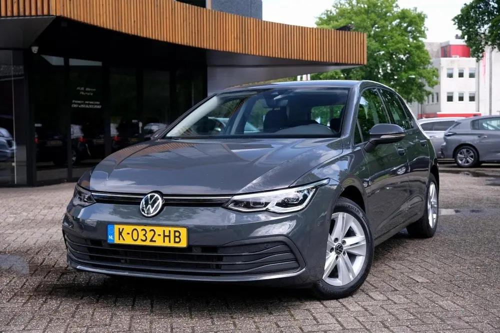 Volkswagen Golf 1.0 eTSI Life Business|Rijklaar|ACC|Massage| uit 2020