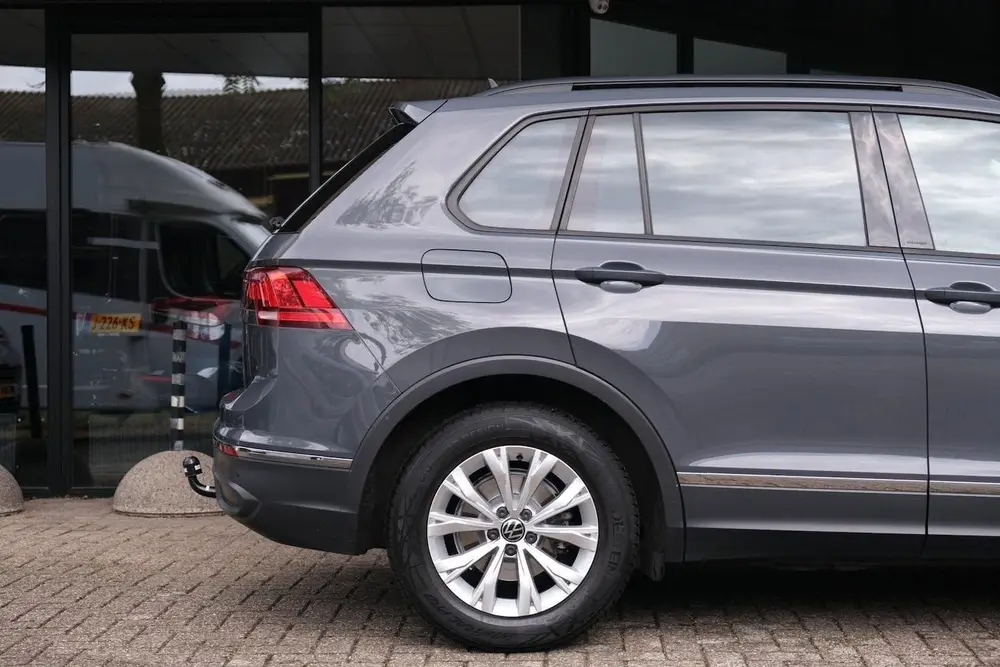Volkswagen Tiguan 1.5 TSI Life|Rijklaar|ACC|Trekhaak|Carplay uit 2021, foto 10