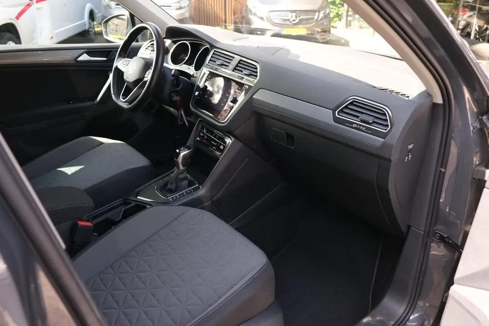 Volkswagen Tiguan 1.5 TSI Life|Rijklaar|ACC|Trekhaak|Carplay uit 2021, foto 19