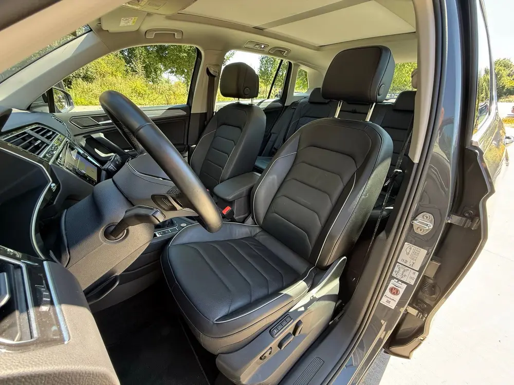 Volkswagen Tiguan 1.4 TSI eHybrid Volleder | PANO | Trekhaak uit 2022, foto 12