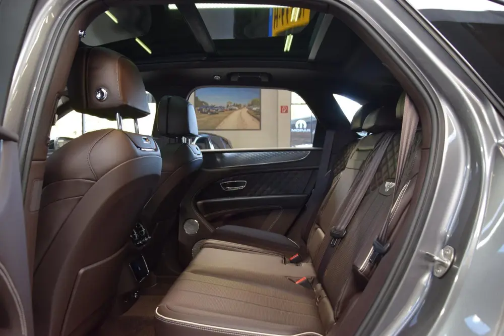 Bentley Bentayga 4.0 V8 Navi|Leder|Massage|Night-Vision|OrgN uit 2022, foto 16