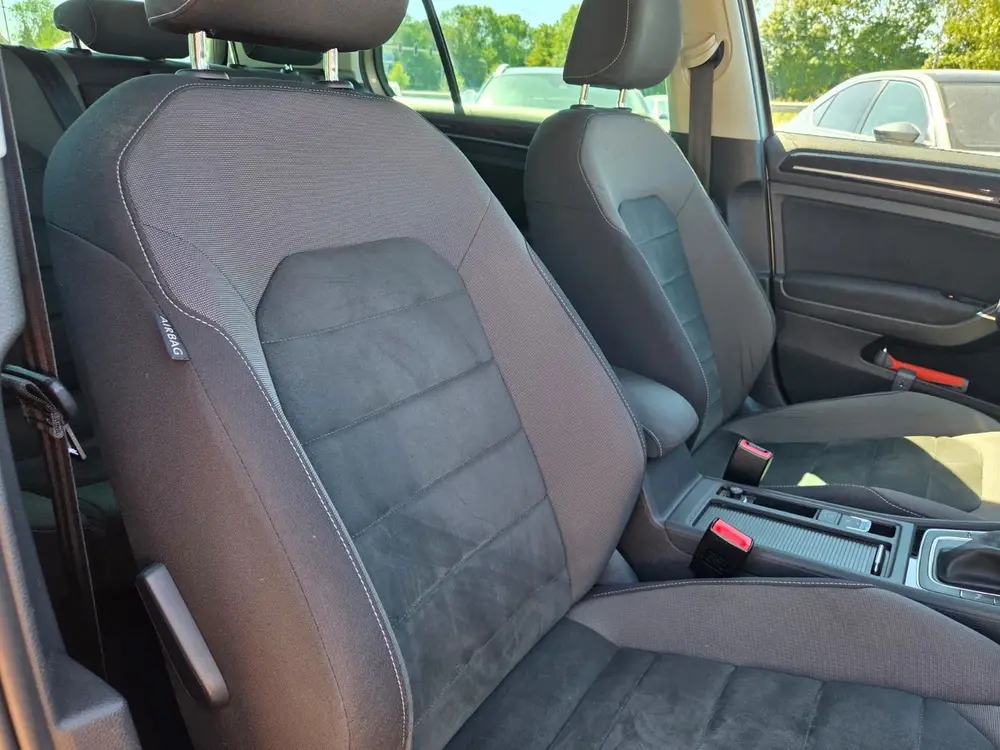 Volkswagen Golf TDI Highline + Automaat + DIGI DASH FACELIFT uit 2019, foto 12