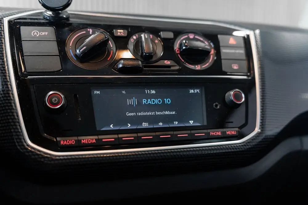 Volkswagen Up! 1.0 BMT move up! I AIRCO I BLEUTOOTH uit 2019, foto 14