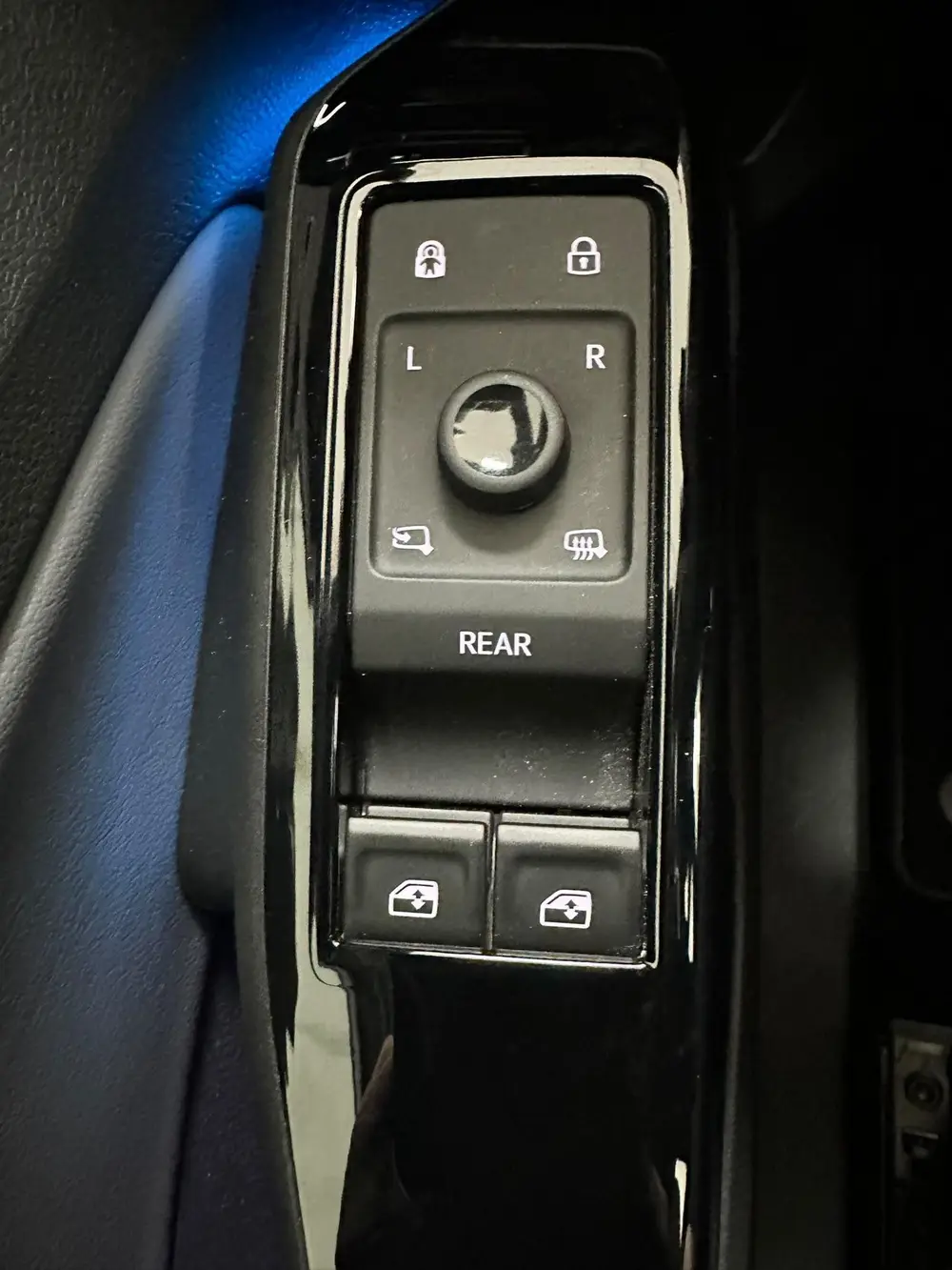 Volkswagen ID.4 Pure 52 kWh ACHTERUITRIJCAMERA | PARKEERSENS uit 2023, foto 18