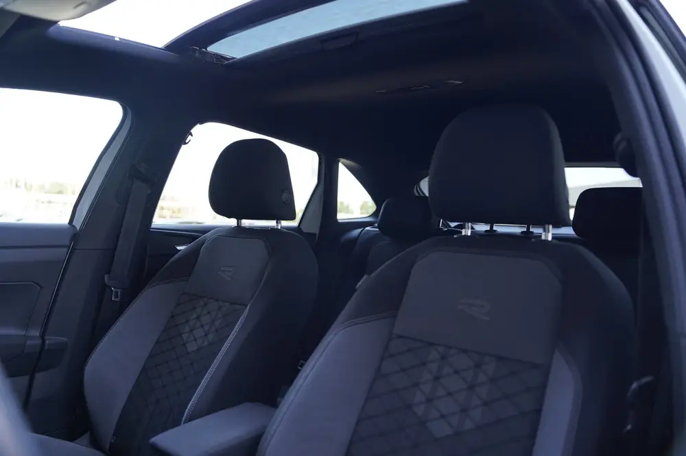Volkswagen Taigo 1.0 TSI 2x R-Line DSG Pano IQ Matrix Led Ca uit 2022, foto 4