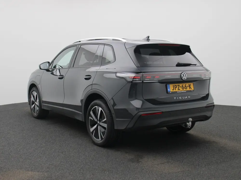 Volkswagen Tiguan 1.5 eHybrid Life Edition 204 PK | Panorama uit 2026, foto 2