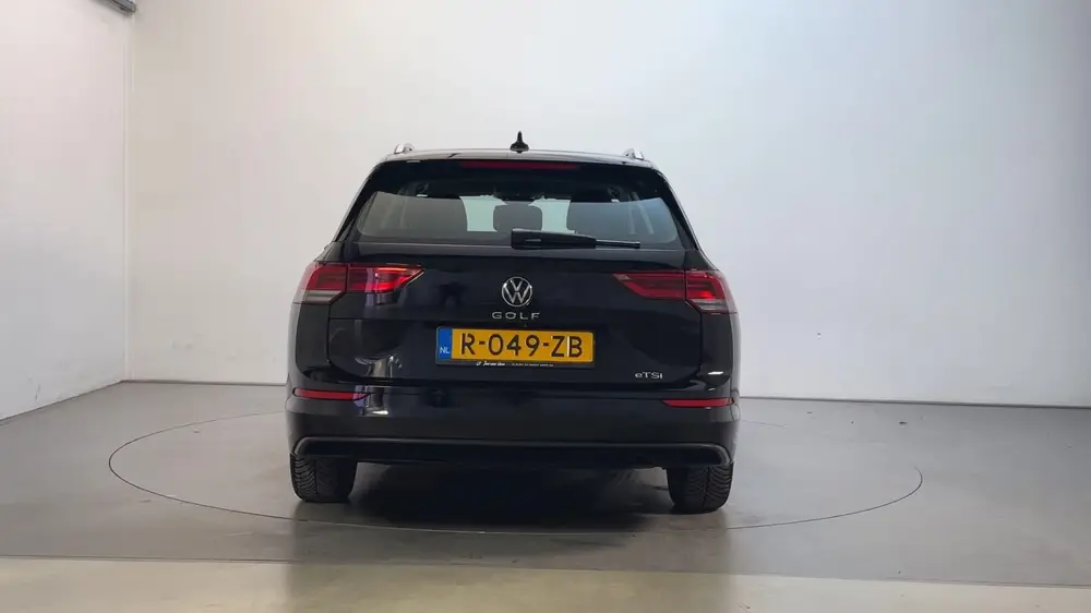 Volkswagen Golf Variant 1.0 eTSI DSG Life Virtual Cockpit Sf uit 2022, foto 10