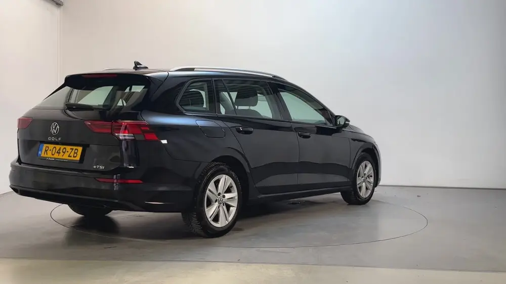 Volkswagen Golf Variant 1.0 eTSI DSG Life Virtual Cockpit Sf uit 2022, foto 3