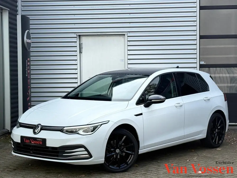 Volkswagen Golf 8 1.5 eTSI|Navi|Camera|Sfeer|ACC|DSG|Memory| uit 2020