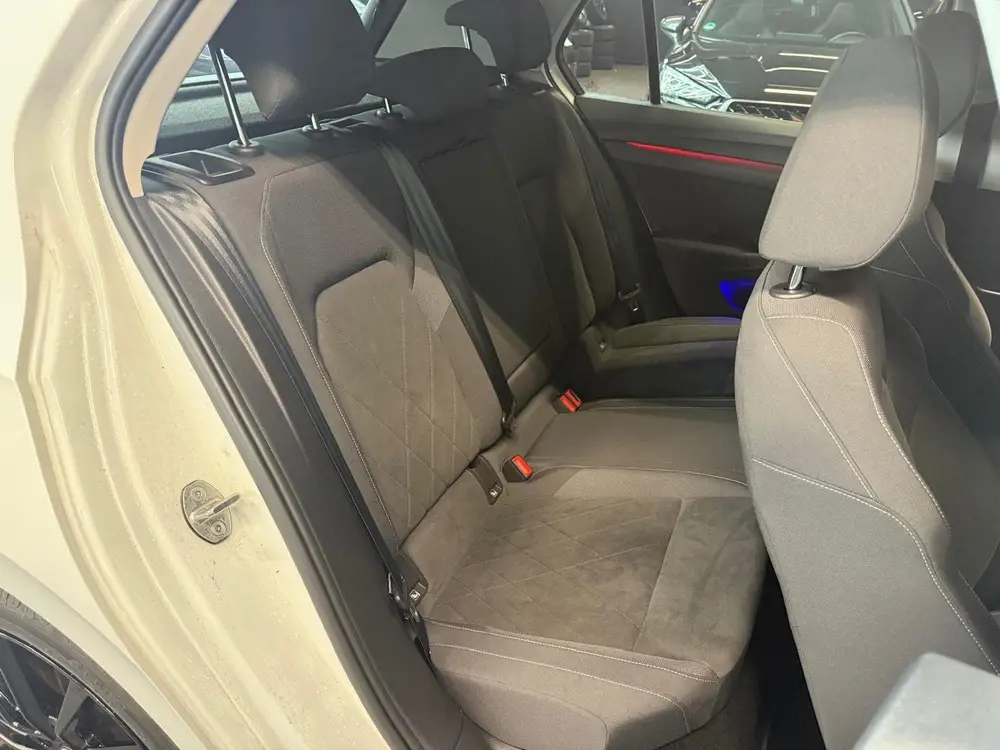 Volkswagen Golf 8 1.5 eTSI|Navi|Camera|Sfeer|ACC|DSG|Memory| uit 2020, foto 15