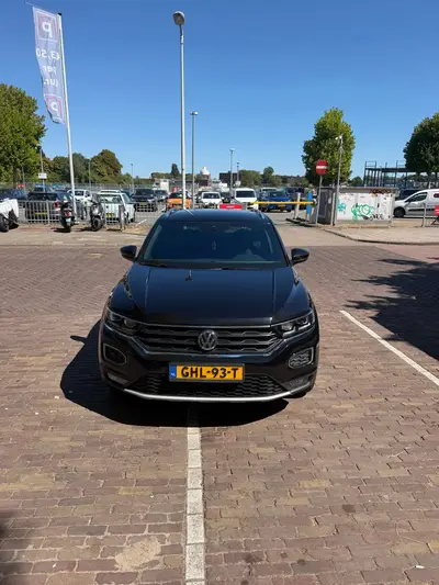 Volkswagen T-Roc 1.5 TSI 150pk 7-DSG 2020 Zwart uit 2020