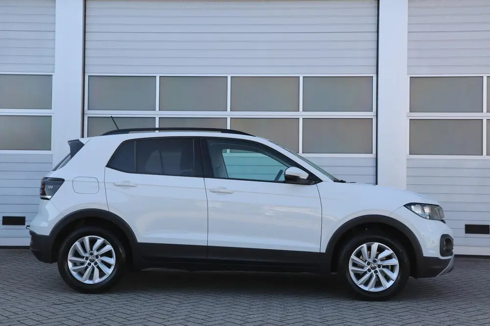 Volkswagen T-Cross 1.0 TSI 95 pk Life | Trekhaak | Apple Car uit 2022, foto 3