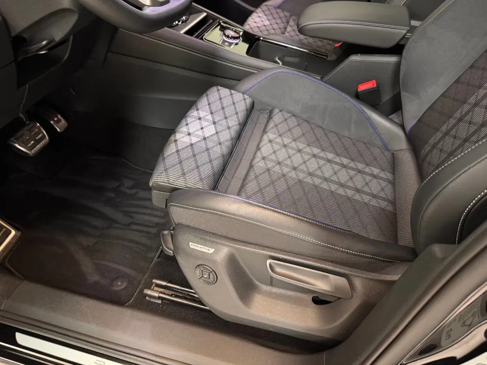 Volkswagen Tiguan 1.5 e-Hybrid R-Line Black / 20 inch / 5jr uit 2025, foto 17