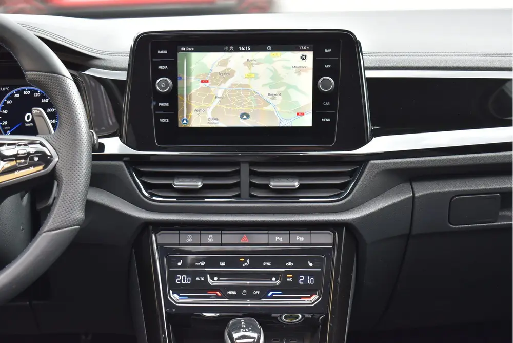 Volkswagen T-Roc 2.0 TSI 4Motion R Facelift Pano Navi Camera uit 2022, foto 17