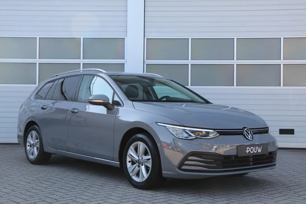 Volkswagen Golf Variant 1.0 TSI 110pk Life | Navigatie | Ach uit 2023, foto 11