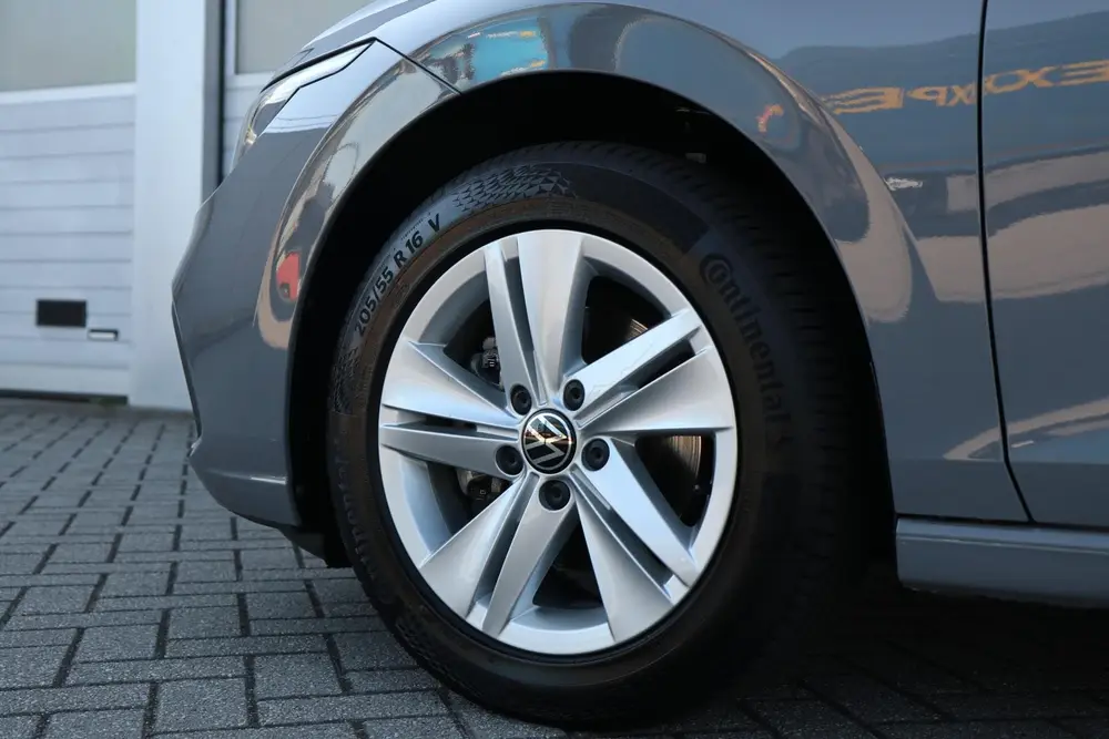 Volkswagen Golf Variant 1.0 TSI 110pk Life | Navigatie | Ach uit 2023, foto 14