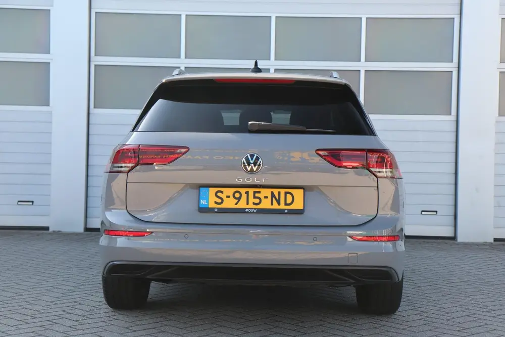 Volkswagen Golf Variant 1.0 TSI 110pk Life | Navigatie | Ach uit 2023, foto 16