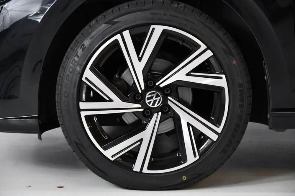 Volkswagen Polo 1.0 TSI Life uit 2021, foto 2