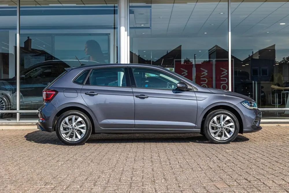 Volkswagen Polo 1.0 TSI 95pk Style | Navigatie | PDC | Clima uit 2022, foto 3