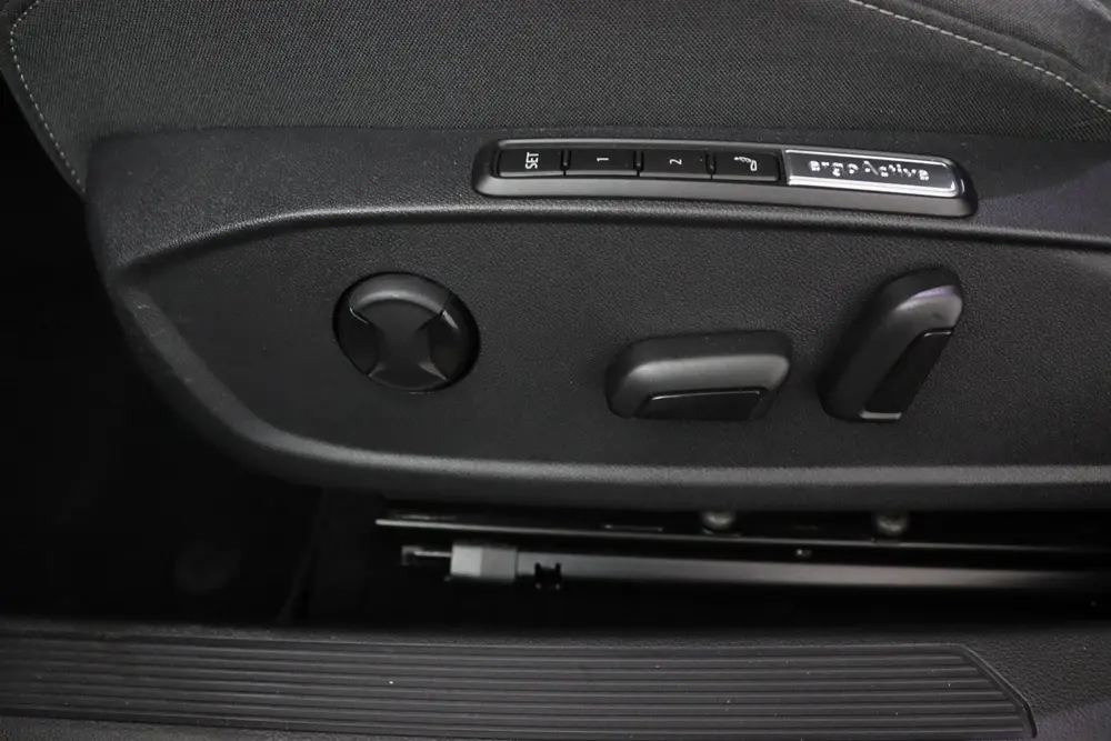 Volkswagen Golf 1.4 eHybrid Style 99% SOH | Adaptive Cruise uit 2021, foto 6