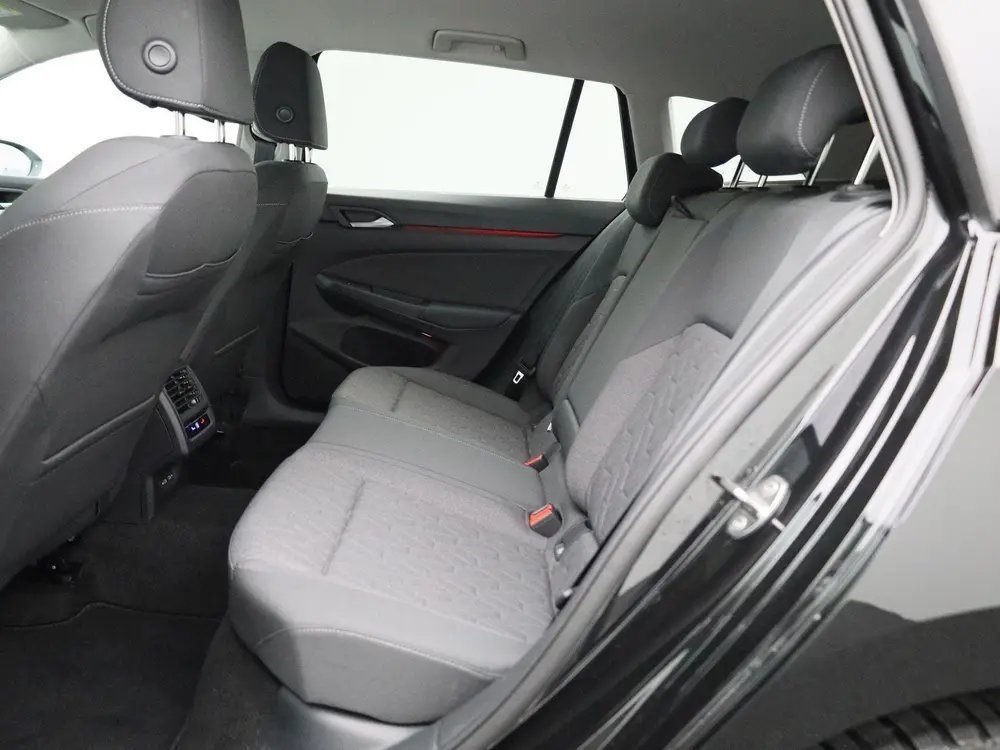 Volkswagen Golf Variant 1.5 eTSI Life Edition | Automaat | A uit 2024, foto 12