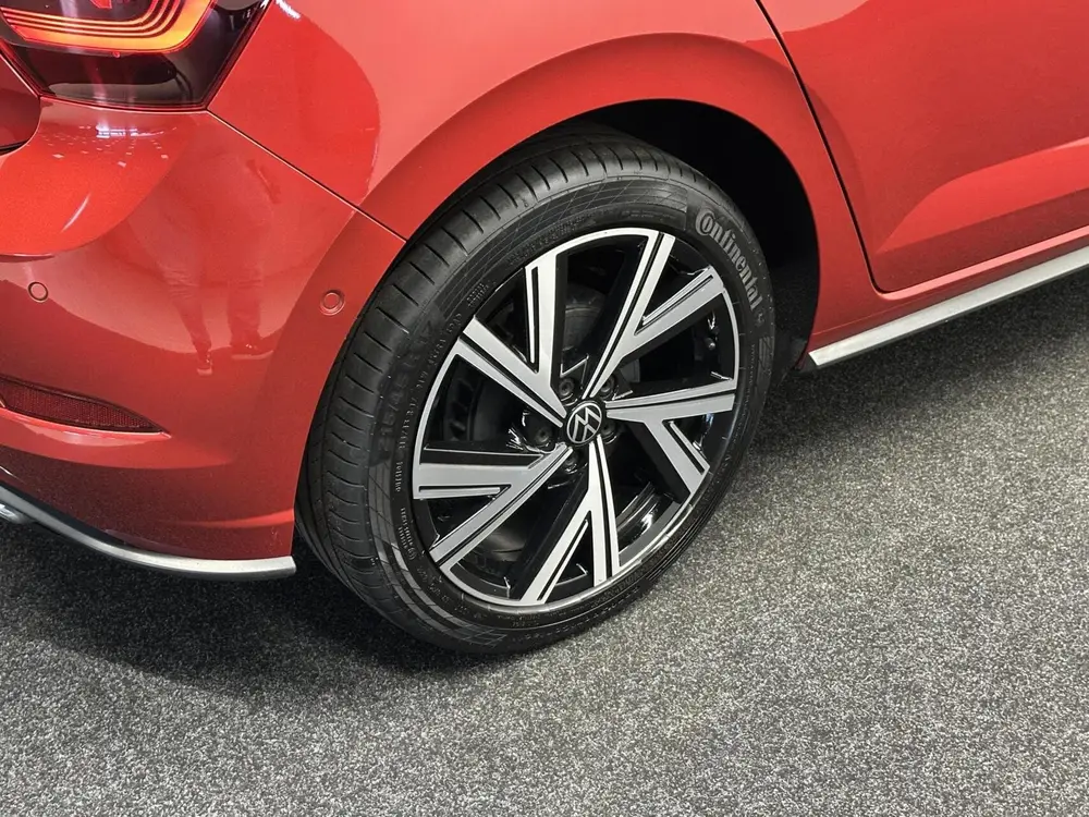 Volkswagen Polo 1.0 TSI R-Line Business PANO IQ CARPLAY CAME uit 2022, foto 11