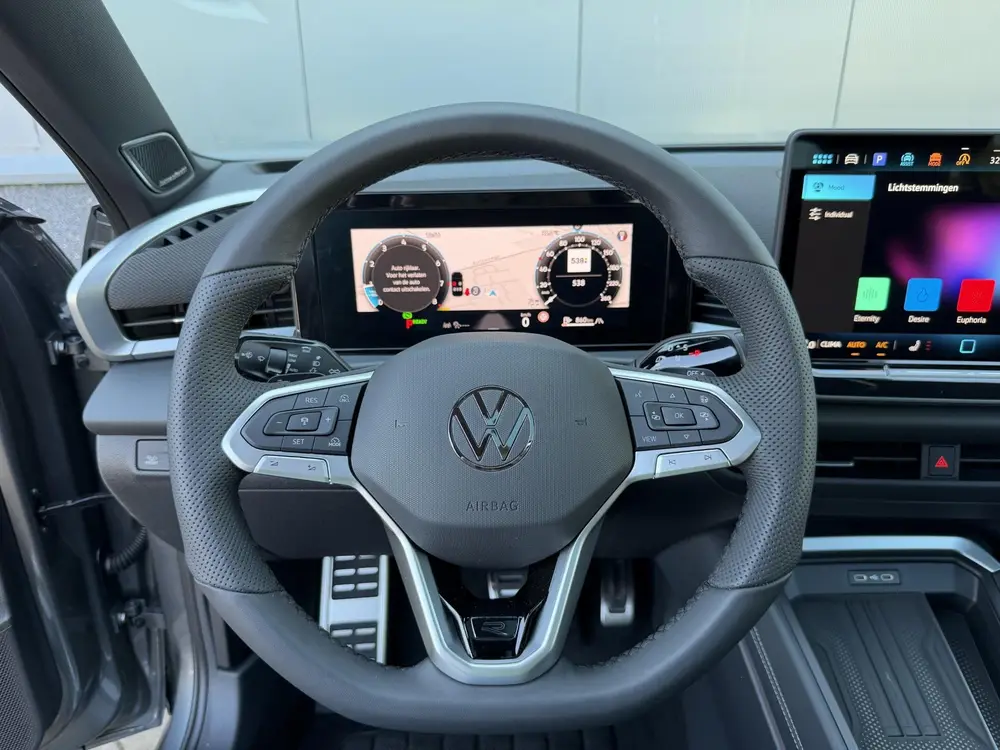 Volkswagen T-Roc 1.5 eTSI R-Line uit 2026, foto 19