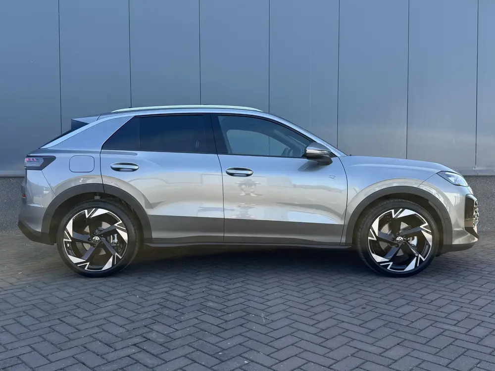 Volkswagen T-Roc 1.5 eTSI R-Line uit 2026, foto 9