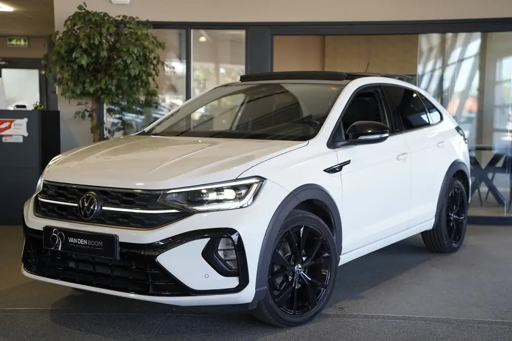 Volkswagen Taigo 1.5 TSI 2x R-Line Black Style Pano IQ Led V uit 2022