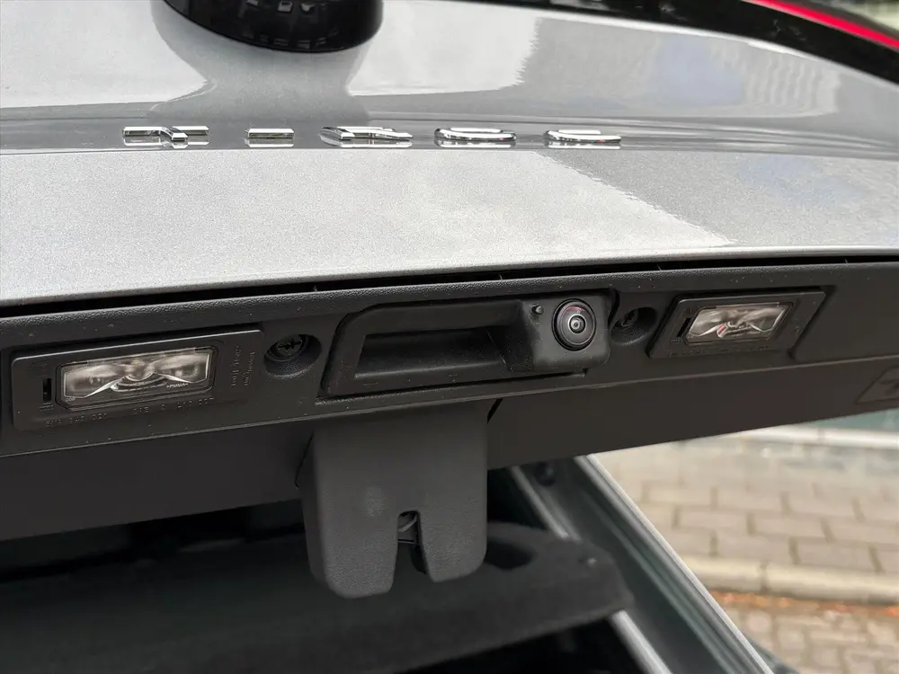 Volkswagen T-Roc 1.5 eTSI 150pk DSG-7 R-Line Edition|NW mode uit 2026, foto 17