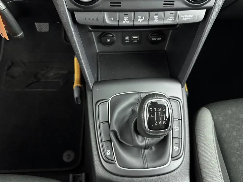 Hyundai Kona 1.0 T-GDI Comfort 120PK | Trekhaak | Navigatie uit 2019, foto 14