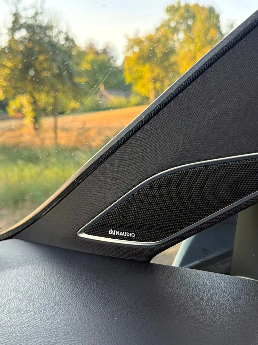 Volkswagen Golf VII Golf GTI TCR Akrapovic DCC Dynaudio Pure Grey uit 2019, foto 13