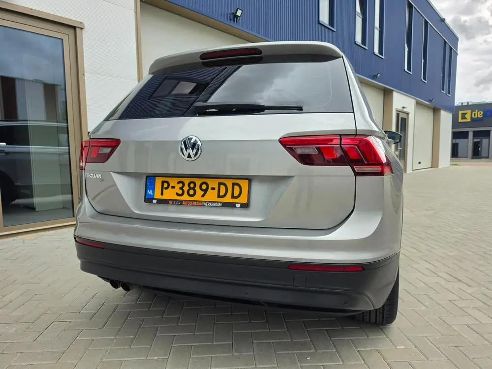 Volkswagen Tiguan 1.5 TSI Comfortline Business uit 2020, foto 14