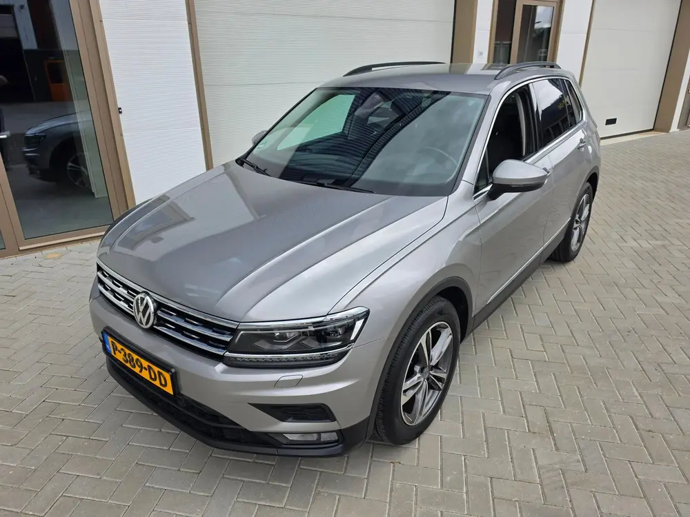 Volkswagen Tiguan 1.5 TSI Comfortline Business uit 2020, foto 3