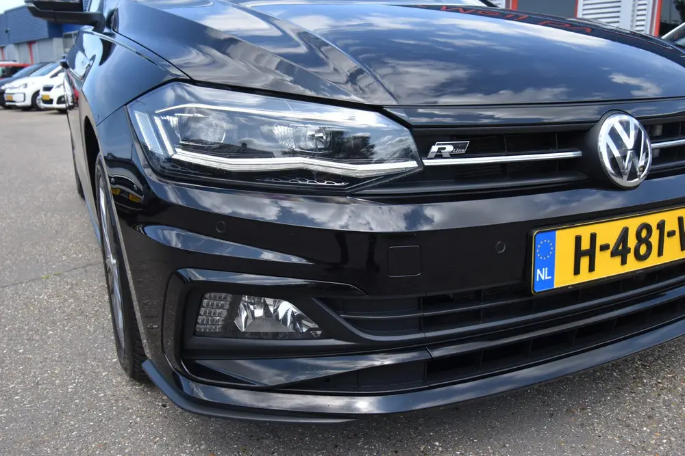 Volkswagen Polo 1.5 TSI Highline Business R-Line , VIRTUAL C uit 2020, foto 5