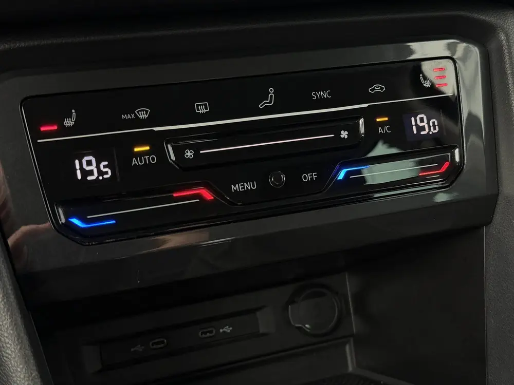 Volkswagen Tiguan 1.5 TSI Life Automaat Carplay/Trekhaak/17i uit 2021, foto 11
