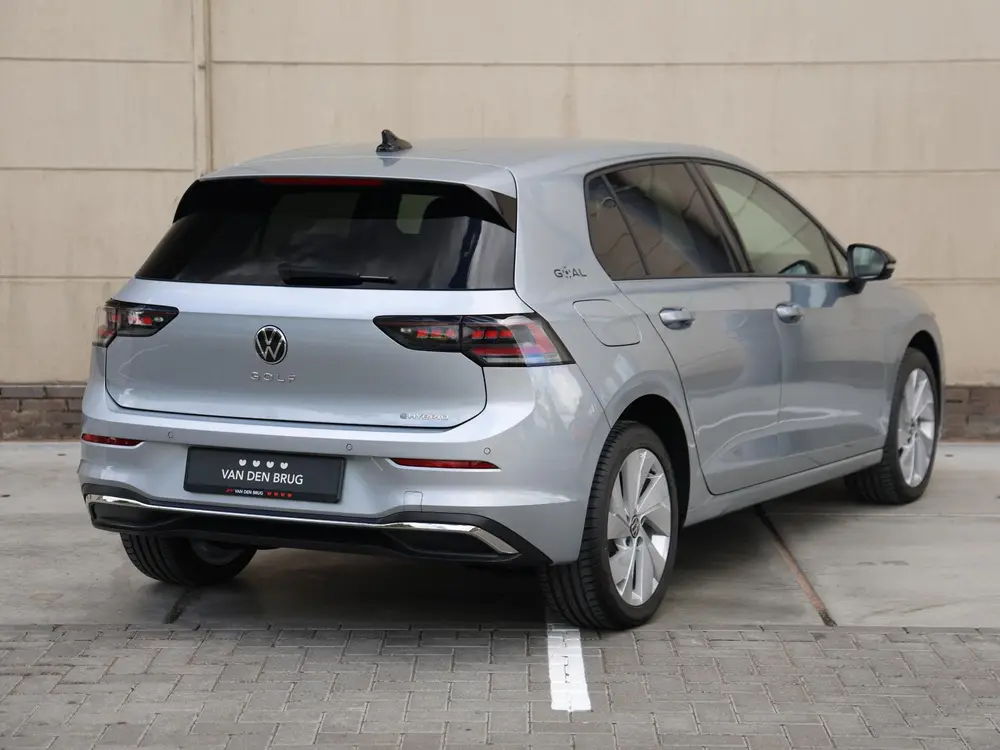 Volkswagen Golf 1.5 eHybrid Life Edition 204PK DSG Goal uitv uit 2025, foto 5