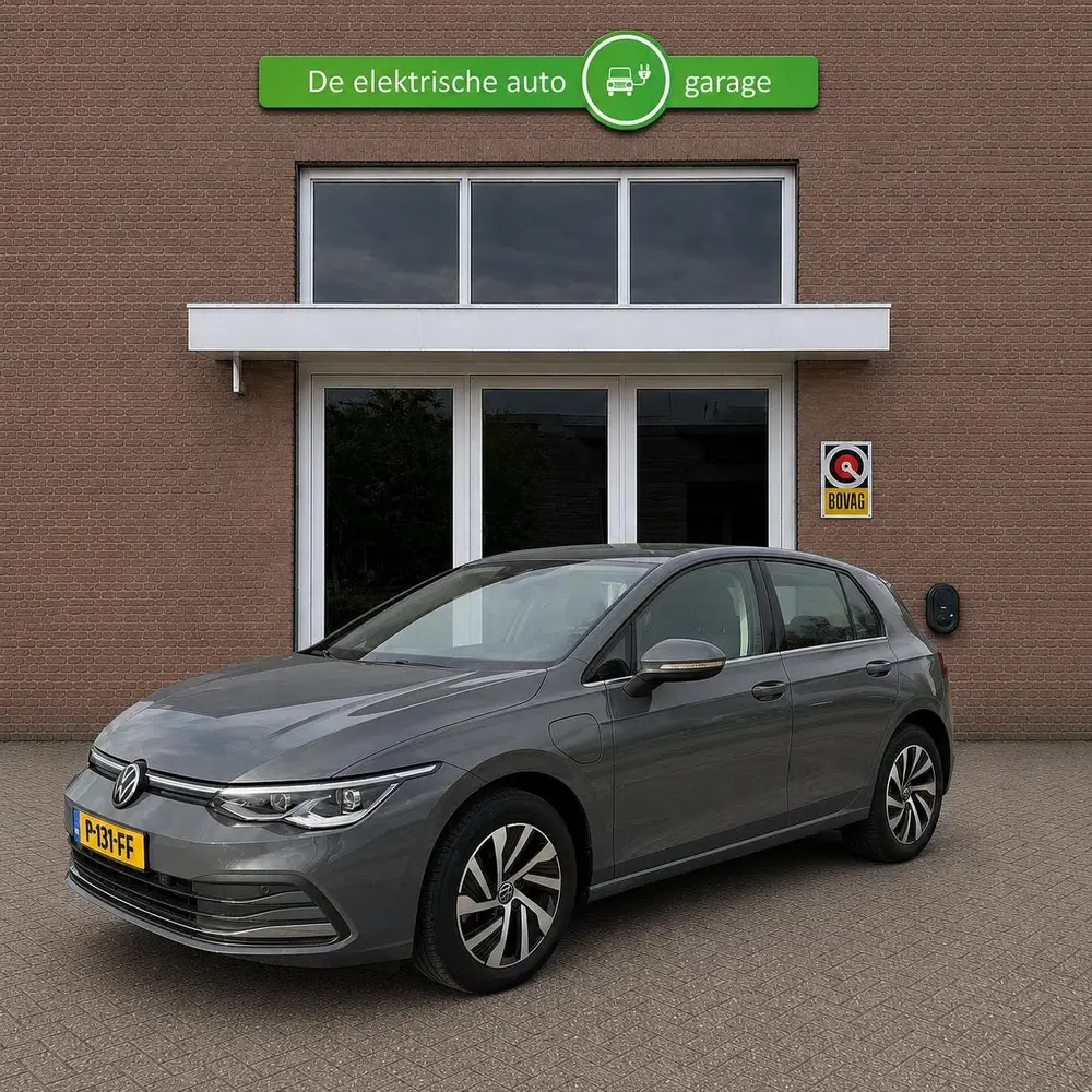 Volkswagen Golf 1.4 eHybrid PHEV Style | SoH 91% | trekhaak uit 2022