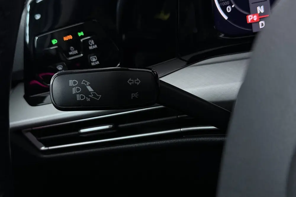 Volkswagen Golf 2.0 TDI Style (DIGITALE COCKPIT, SFEERVERLIC uit 2020, foto 14