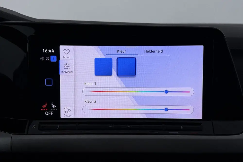 Volkswagen Golf 2.0 TDI Style (DIGITALE COCKPIT, SFEERVERLIC uit 2020, foto 18