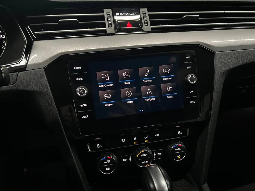 Volkswagen Passat Variant 1.5 TSI Comfort Business Automaat uit 2019, foto 16