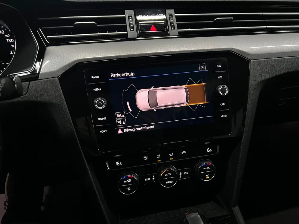 Volkswagen Passat Variant 1.5 TSI Comfort Business Automaat uit 2019, foto 19