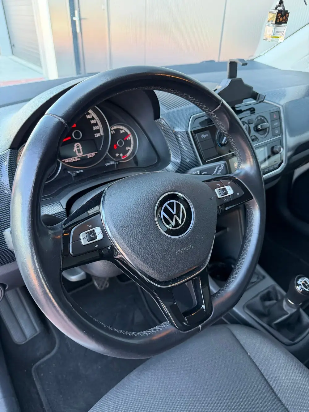 Volkswagen Up! 1.0 60PK 4D BMT 2020 Wit uit 2020, foto 11