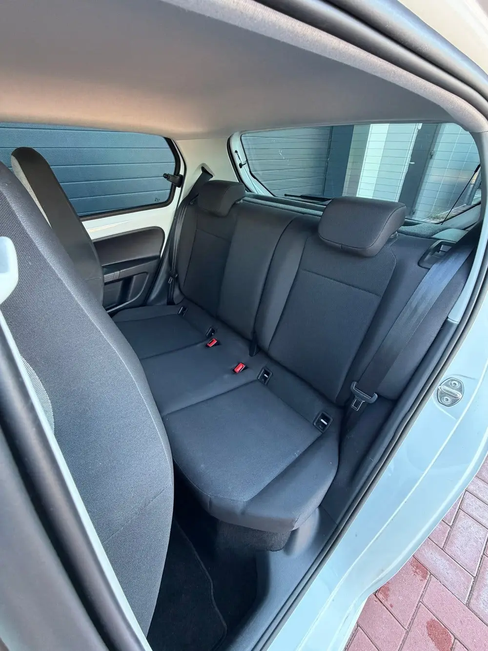 Volkswagen Up! 1.0 60PK 4D BMT 2020 Wit uit 2020, foto 16